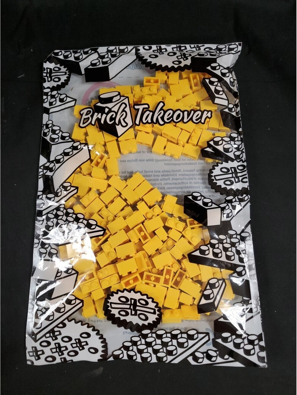 Brick Takeover Original LEGO Parts 1 x 2 BRICKS Yellow 200pcs NEW Sealed
